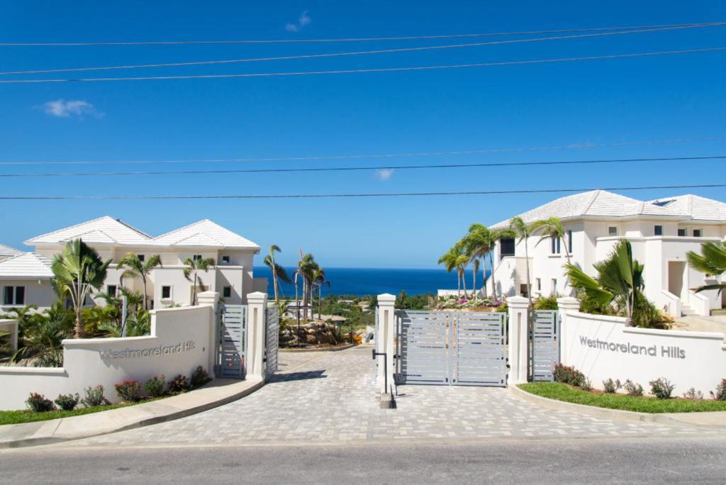 Westmoreland Hills - Mount Standfast - St James - Full Gym Membership Saint James Exterior foto
